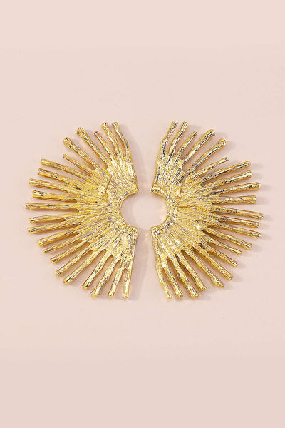 Pendientes de metal con borde ondulado