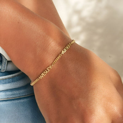 Prénia | Pulsera con los nombres de tus seres queridos