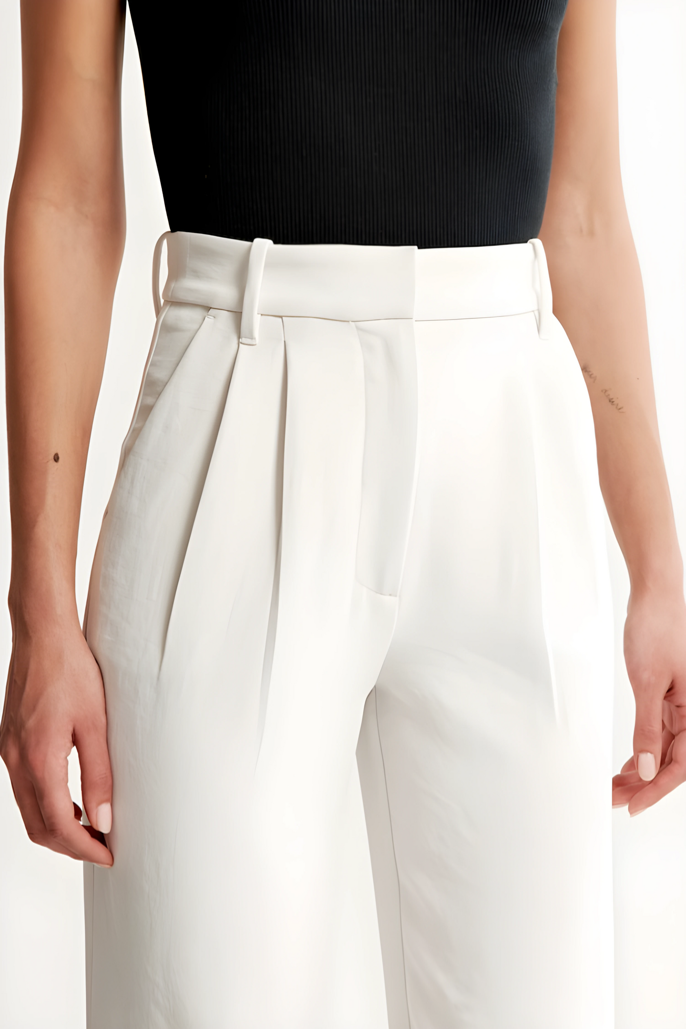 Tinashe | Pantalones Tailored de Pierna Ancha