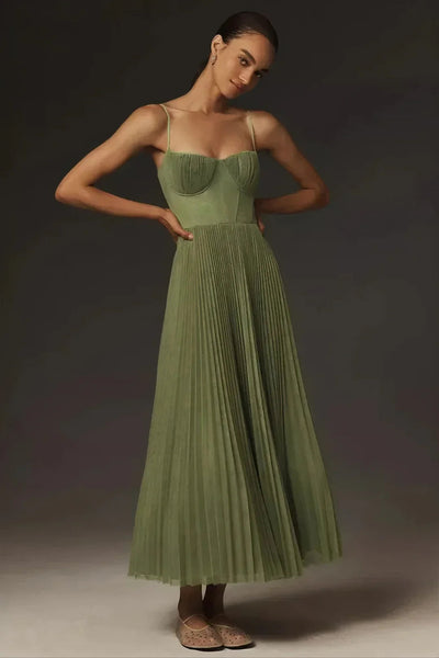 AMBER | VESTIDO DE TUL PLISADO CON DRAPEADO ASIMÉTRICO