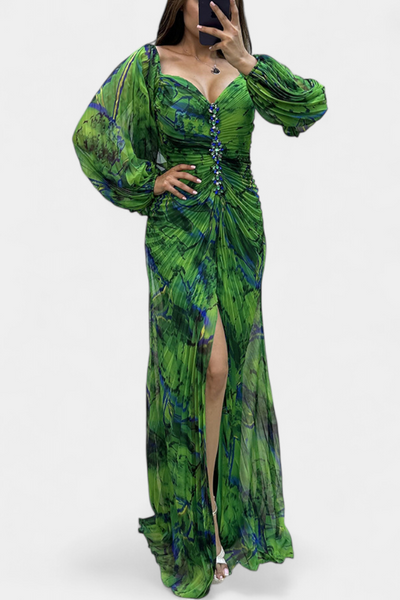 Quintessa | Vestido Maxi Plisado con Mangas Largas y Estampado Vibrante